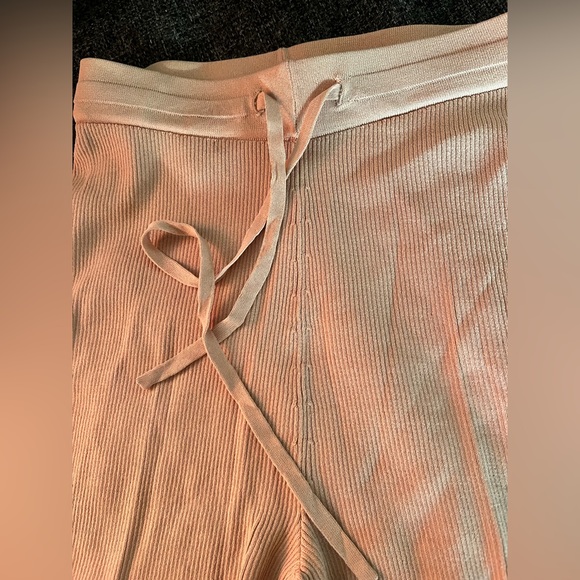 oh Polly ribbed mini shorts - Picture 2 of 3